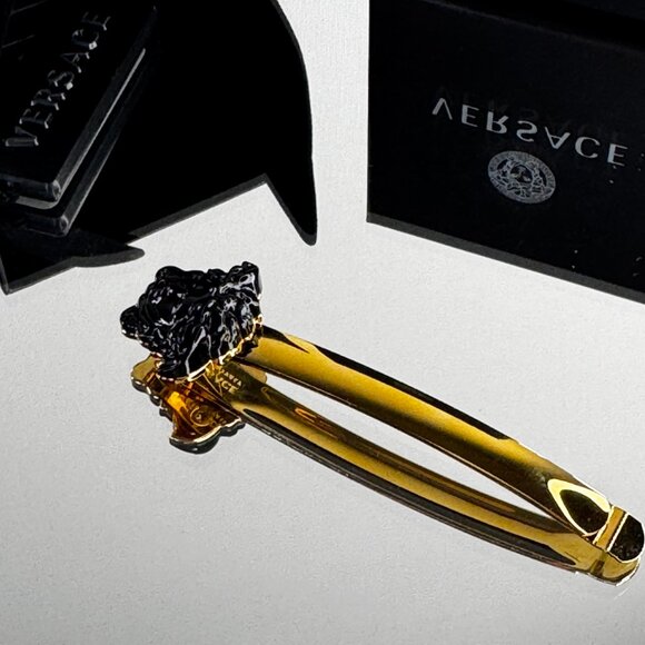 Medusa Hair Clip - Picture 10 of 15